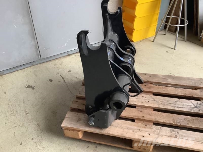 Bobcat Schnellwechsler TL470 ماكينات زراعية - غير ذلك