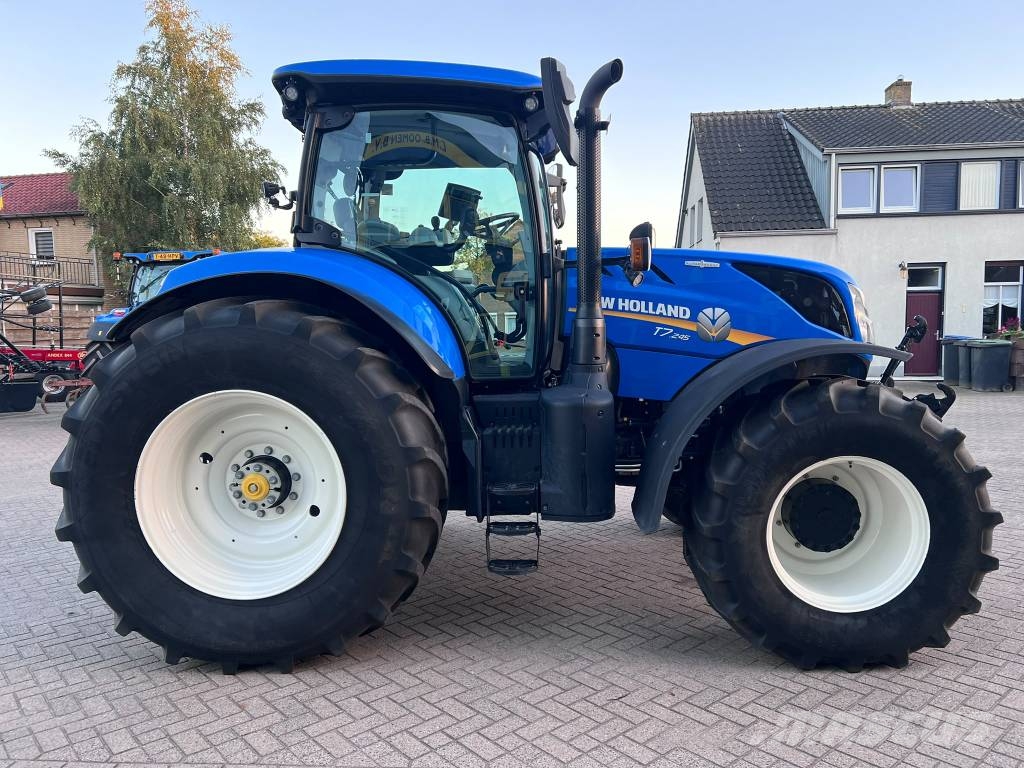 New Holland T7.245 AC Traktoriai