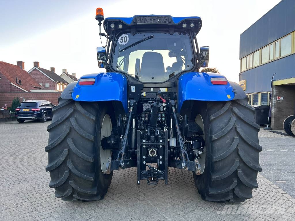 New Holland T7.245 AC Traktoriai