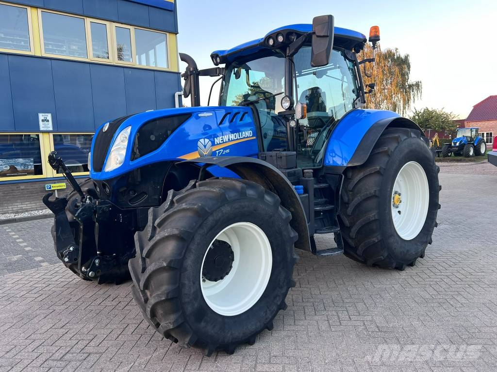 New Holland T7.245 AC Traktoriai