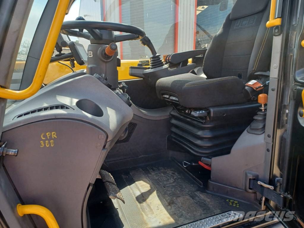 JCB 541-70 Teleskopiskie manipulatori
