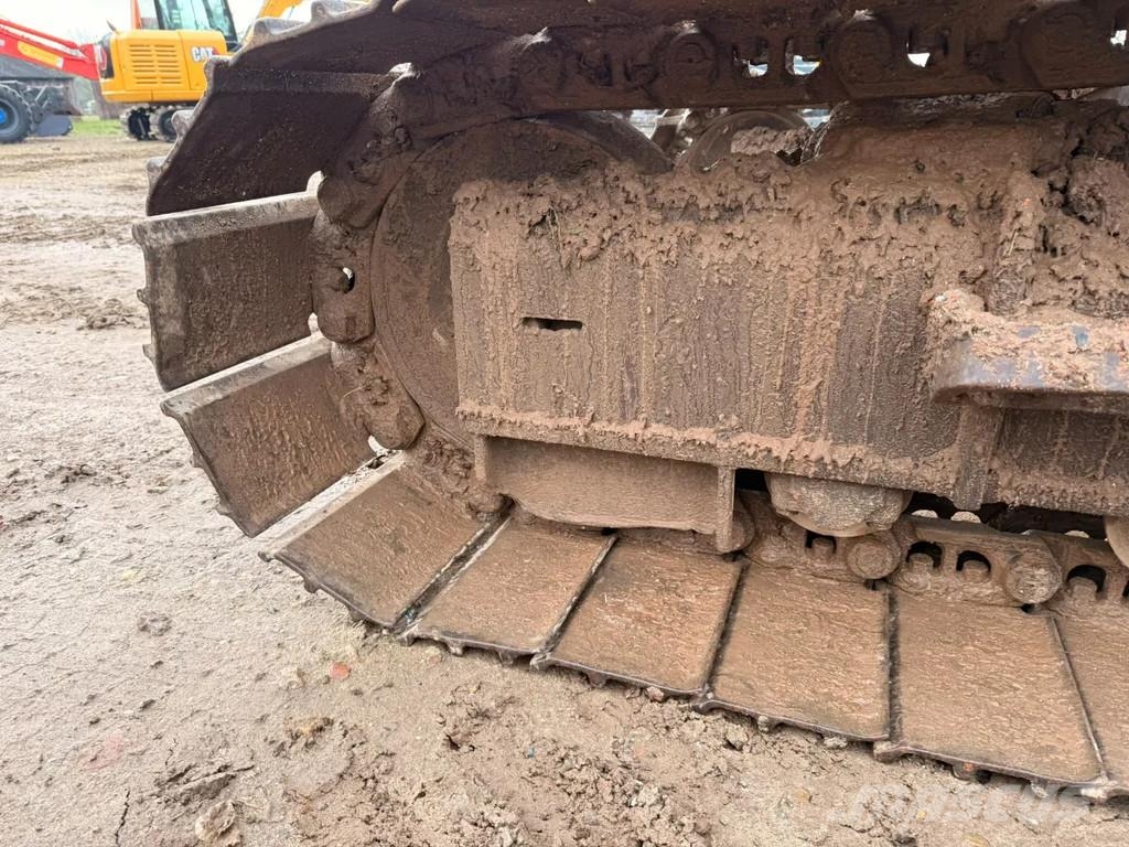 Kobelco SK 135 SRLC Excavadoras sobre orugas