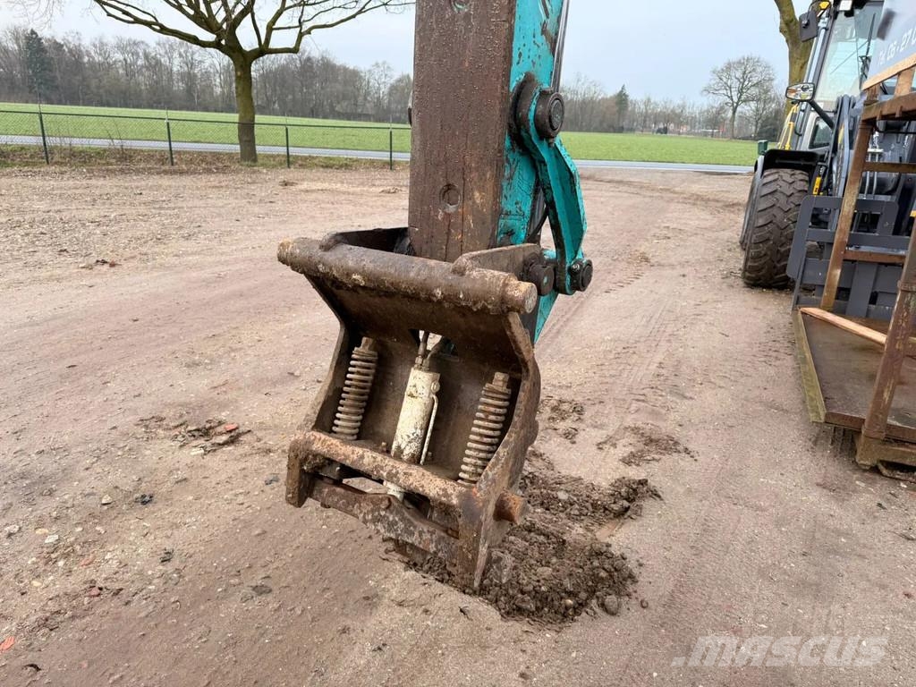 Kobelco SK 135 SRLC Excavadoras sobre orugas