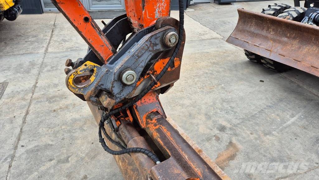 Atlas TEREX 1605 - 2005 YEAR - 2X BUCKETS Bagri na kolesih