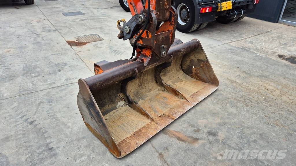 Atlas TEREX 1605 - 2005 YEAR - 2X BUCKETS Bagri na kolesih