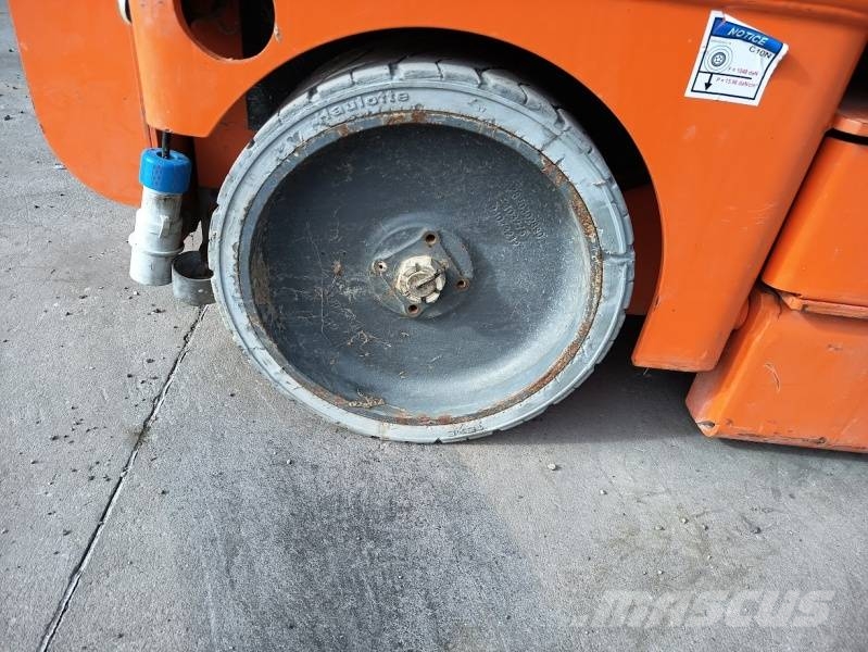 Haulotte Compact 10N - 10m, electric Škarjaste dvižne ploščadi