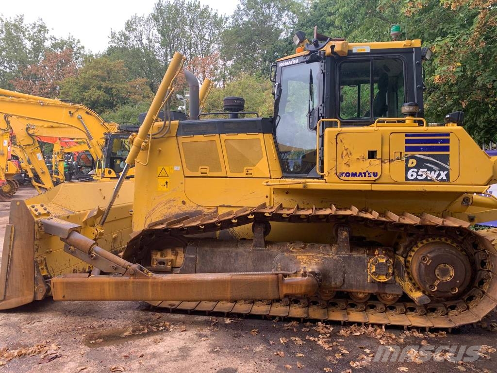 Komatsu D65WX-18 履帶推土機