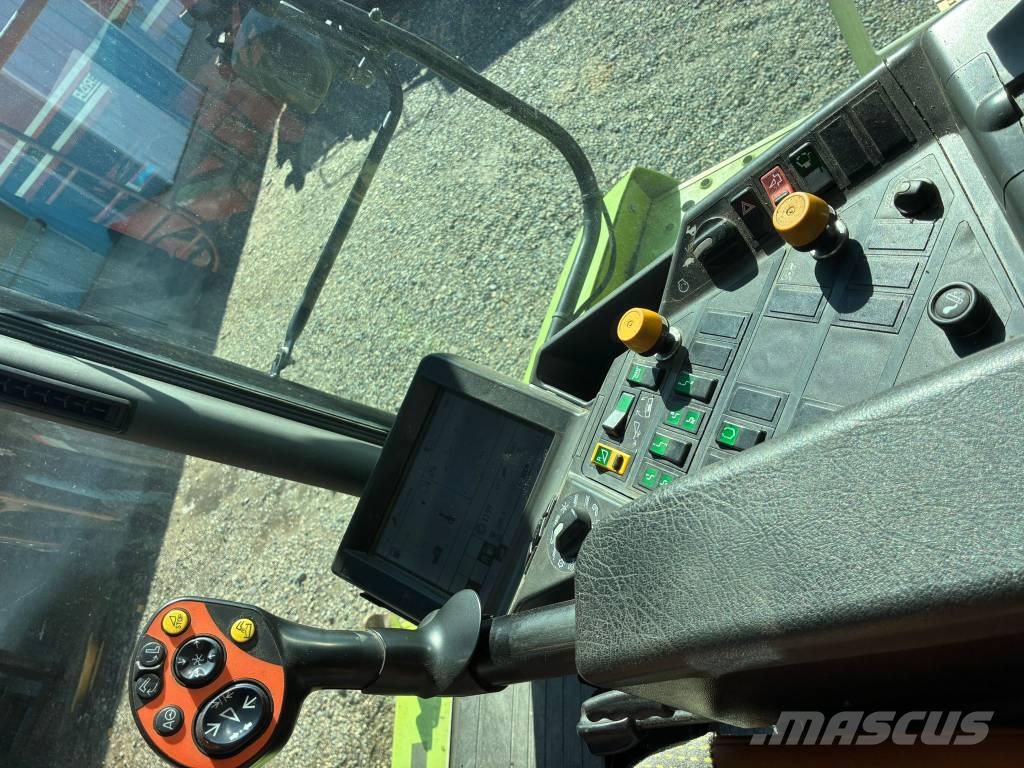 CLAAS Lexion 570 Sklízecí mlátičky