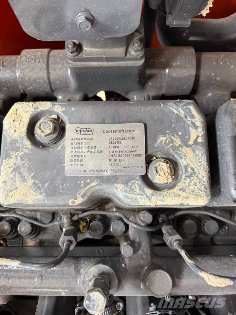 Doosan DX 300 LC Lánctalpas kotrók