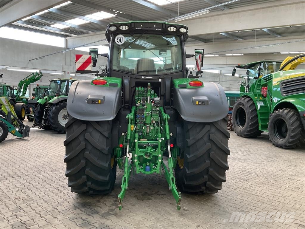 John Deere 6250R Traktoren