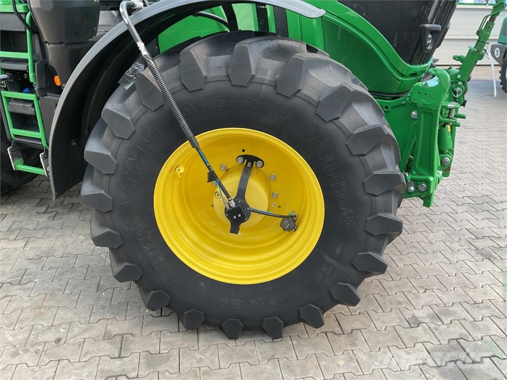 John Deere 6250R Traktoren