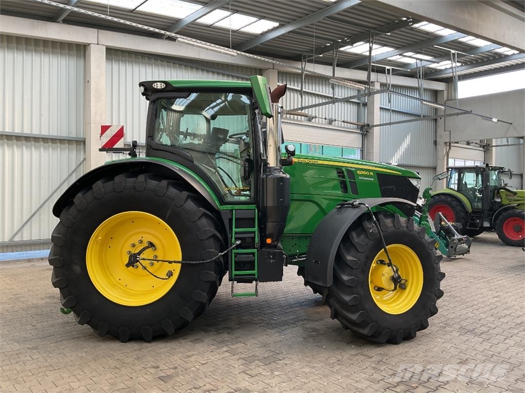 John Deere 6250R Traktoren