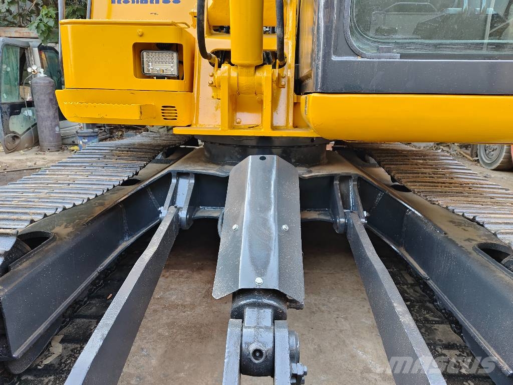 Komatsu PC70 Mini kotrók < 7t