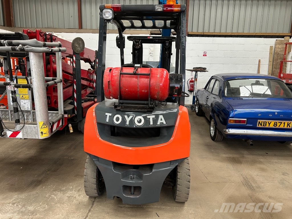 Toyota 02-8 FGF 20 LPG vozíky