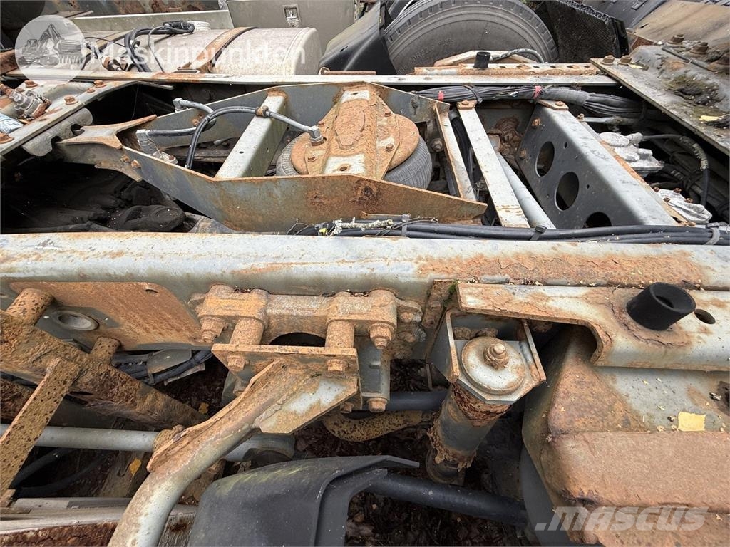 DAF Ftgt 中古トラクターヘッド | トレーラーヘッド