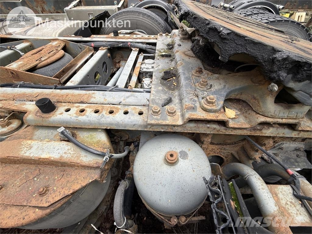 DAF Ftgt 中古トラクターヘッド | トレーラーヘッド