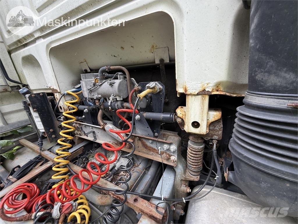 DAF Ftgt 中古トラクターヘッド | トレーラーヘッド
