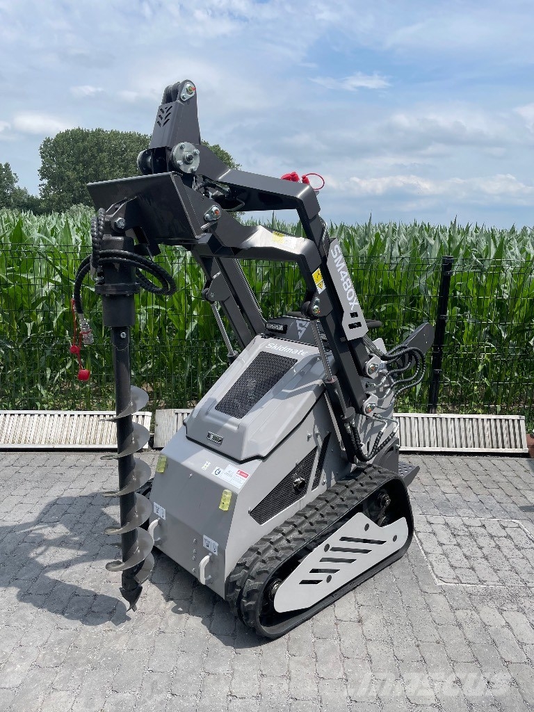  Skidmate Skidster لوادر انزلاقية التوجيه