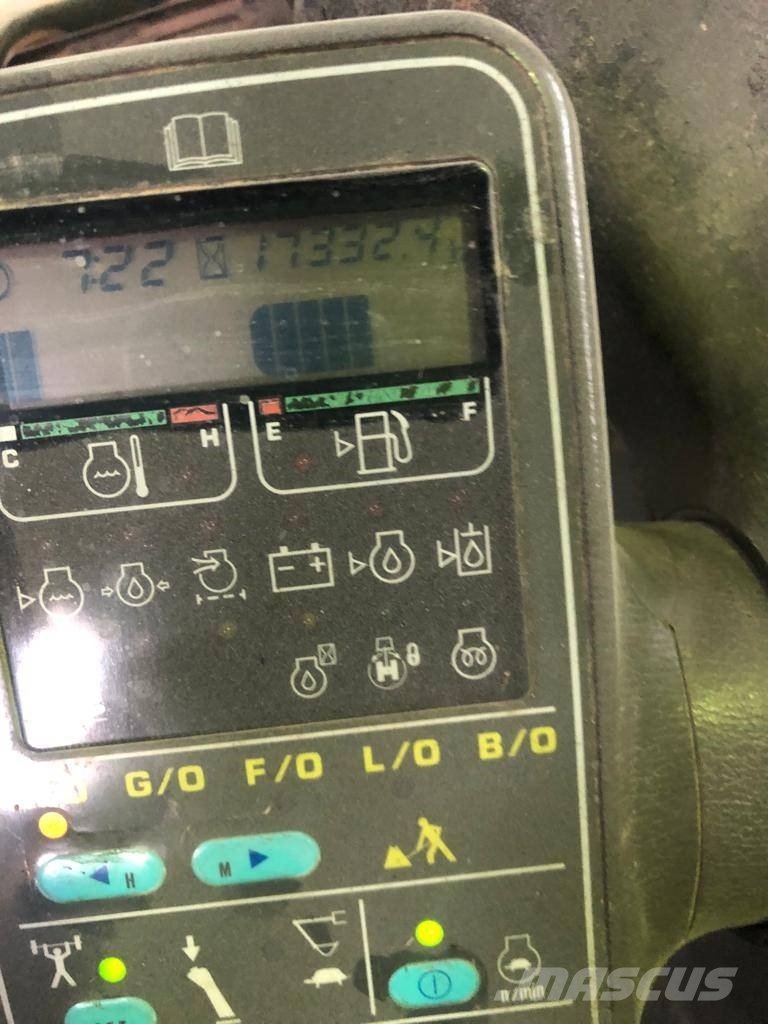 Komatsu PC450LC Crawler excavators