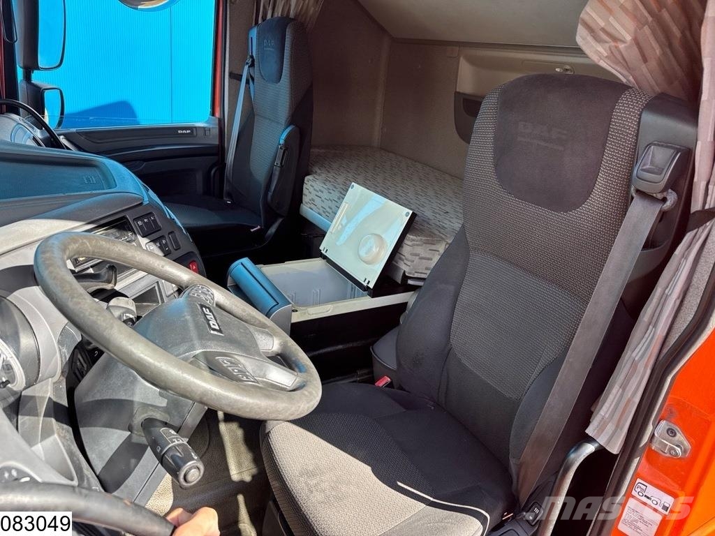 DAF XF 460 EURO 6, ACC, Retarder Vlačilci