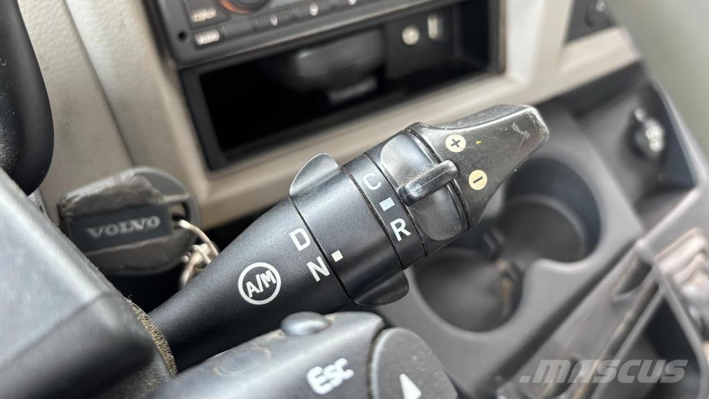 Volvo FL240 4x2 EURO4 + Carrier SUPRA 950Mt Temperature controlled trucks