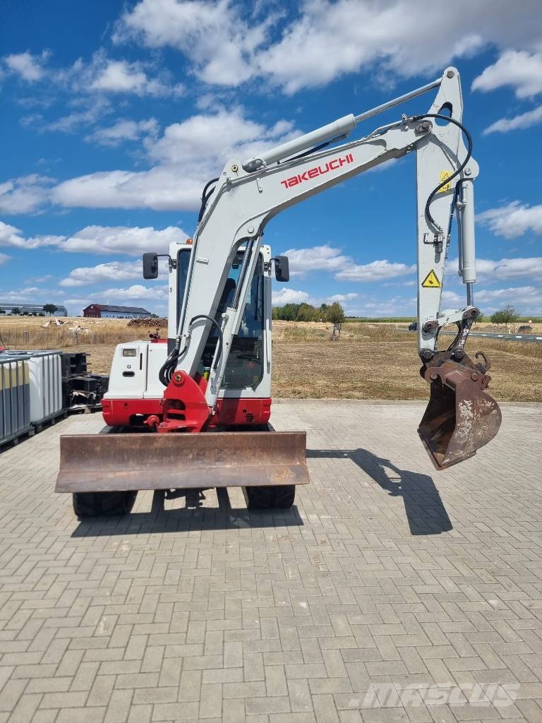 Takeuchi TB 250 Minigraafmachines < 7t