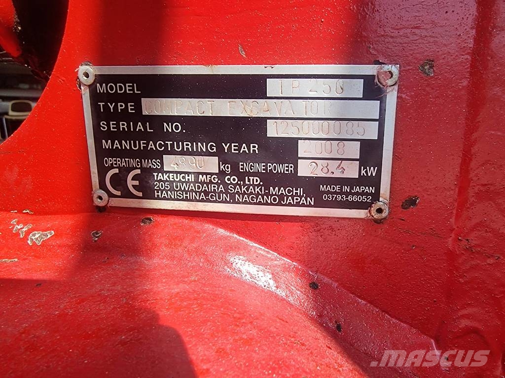 Takeuchi TB 250 Minigraafmachines < 7t