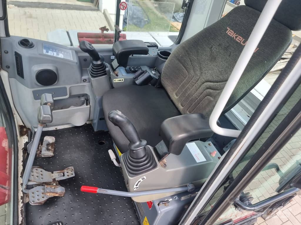Takeuchi TB 250 Minigraafmachines < 7t