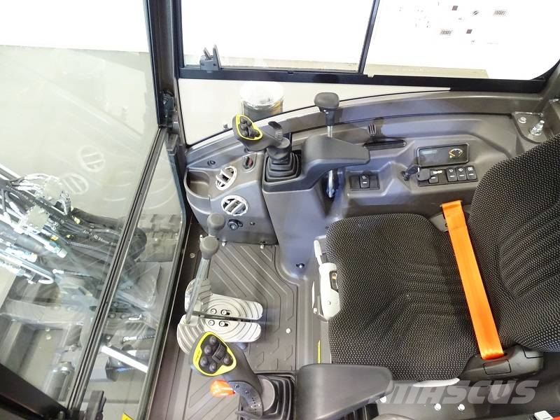 Volvo EC27D حفارات صغيرة أقل من 7 طن (حفارات صغيرة)
