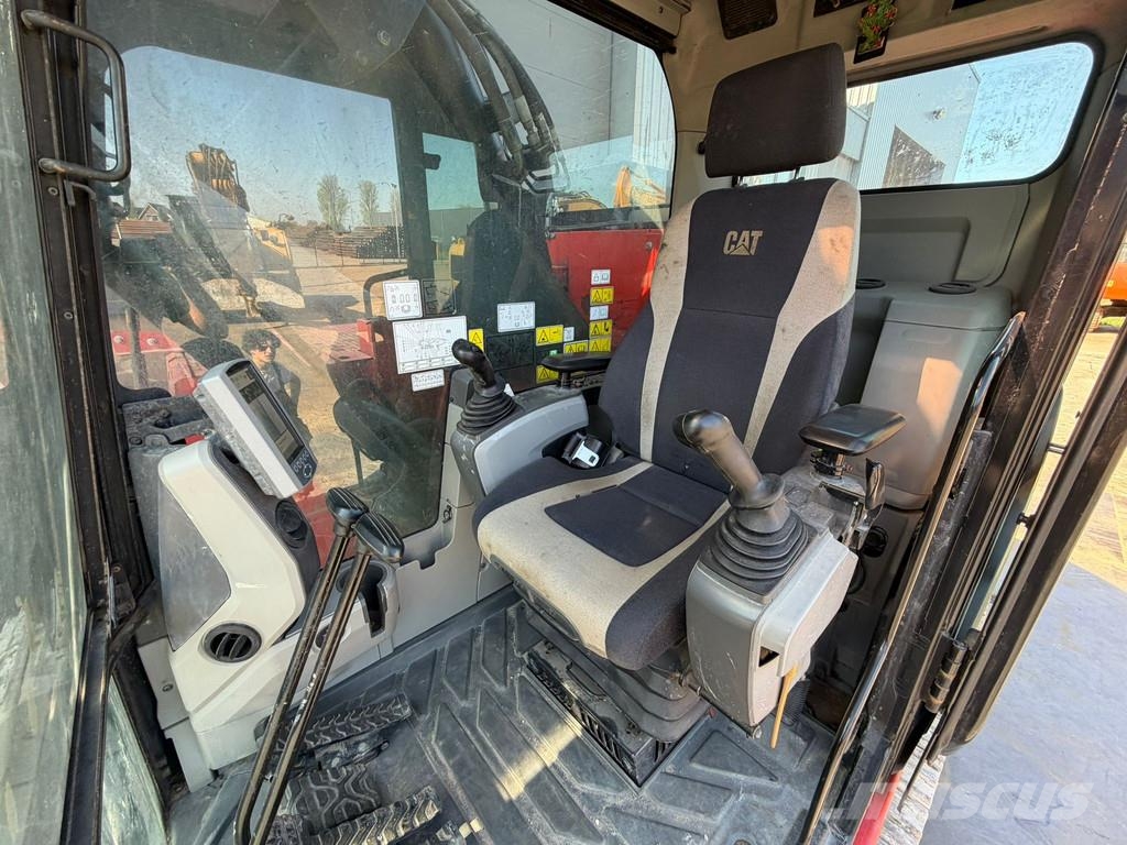 CAT 325 F LCR Pásové rýpadlá