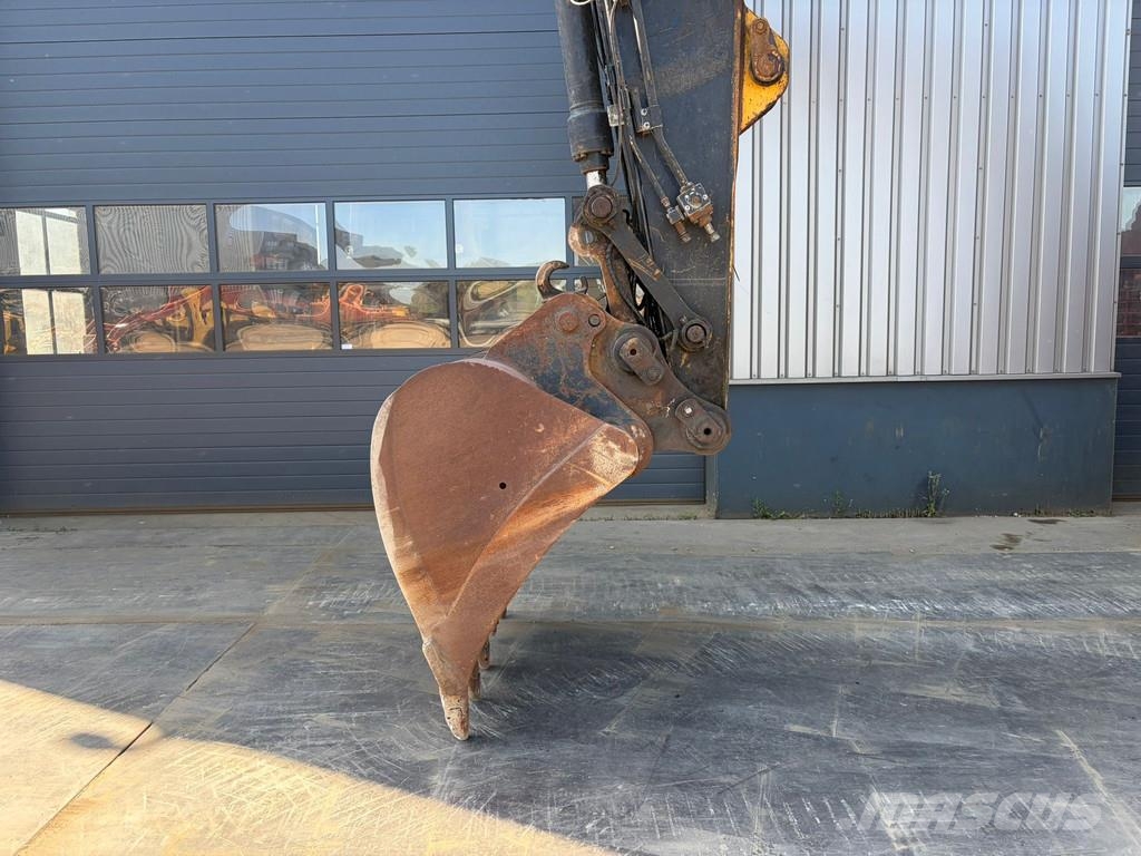 CAT 325 F LCR Pásové rýpadlá
