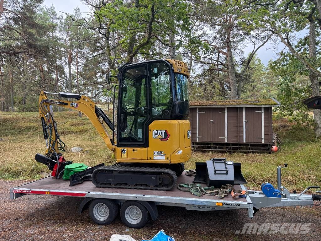CAT 301.8 minigrävare rotortilt skopor trailer حفارات صغيرة أقل من 7 طن (حفارات صغيرة)