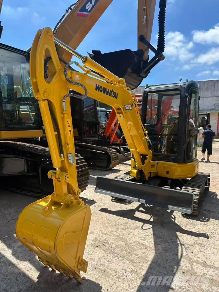 Komatsu PC 35 MR Mini bageri < 7t