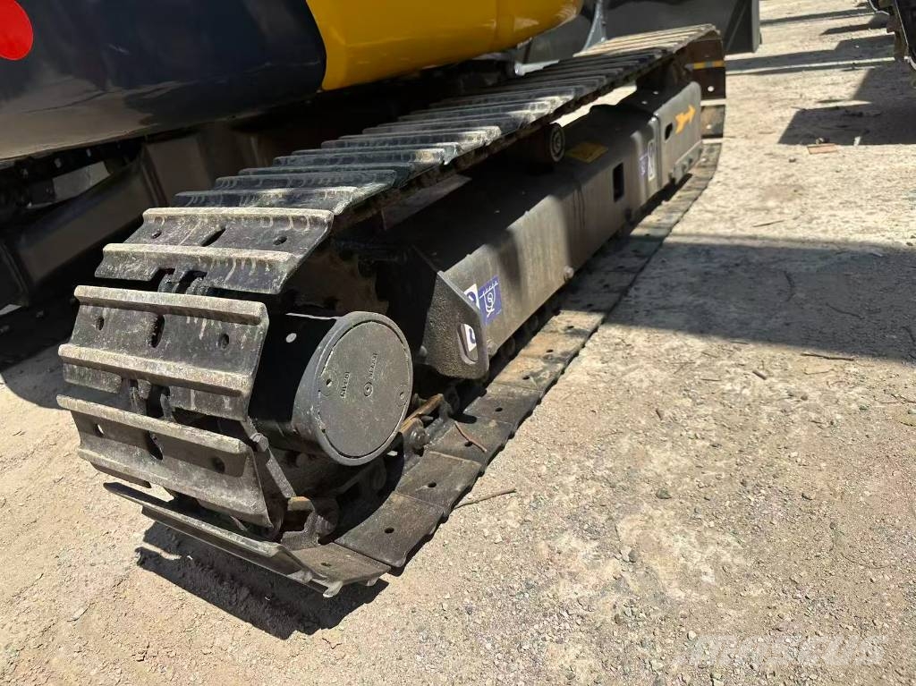 Komatsu PC 35 MR Mini bageri < 7t