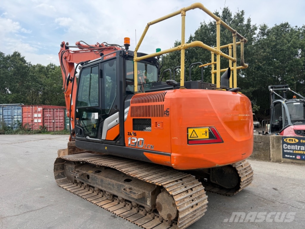 Hitachi ZX130LCN-7 Kāpurķēžu ekskavatori
