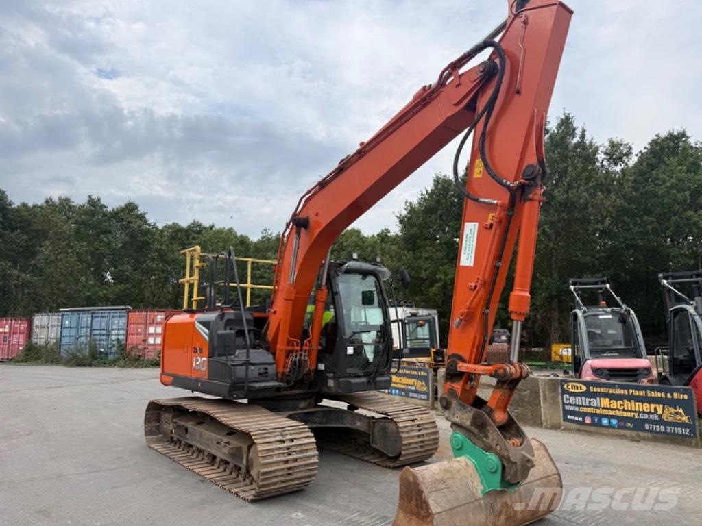 Hitachi ZX130LCN-7 Kāpurķēžu ekskavatori