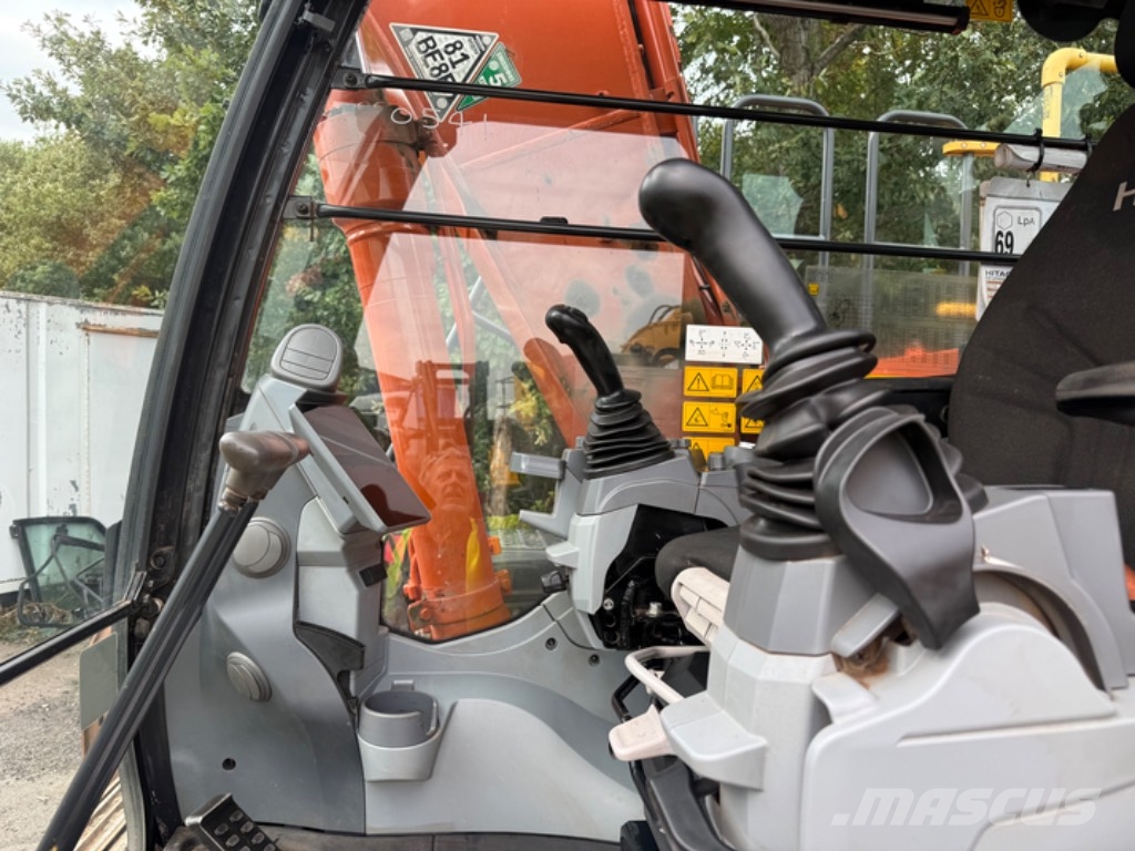 Hitachi ZX130LCN-7 Kāpurķēžu ekskavatori