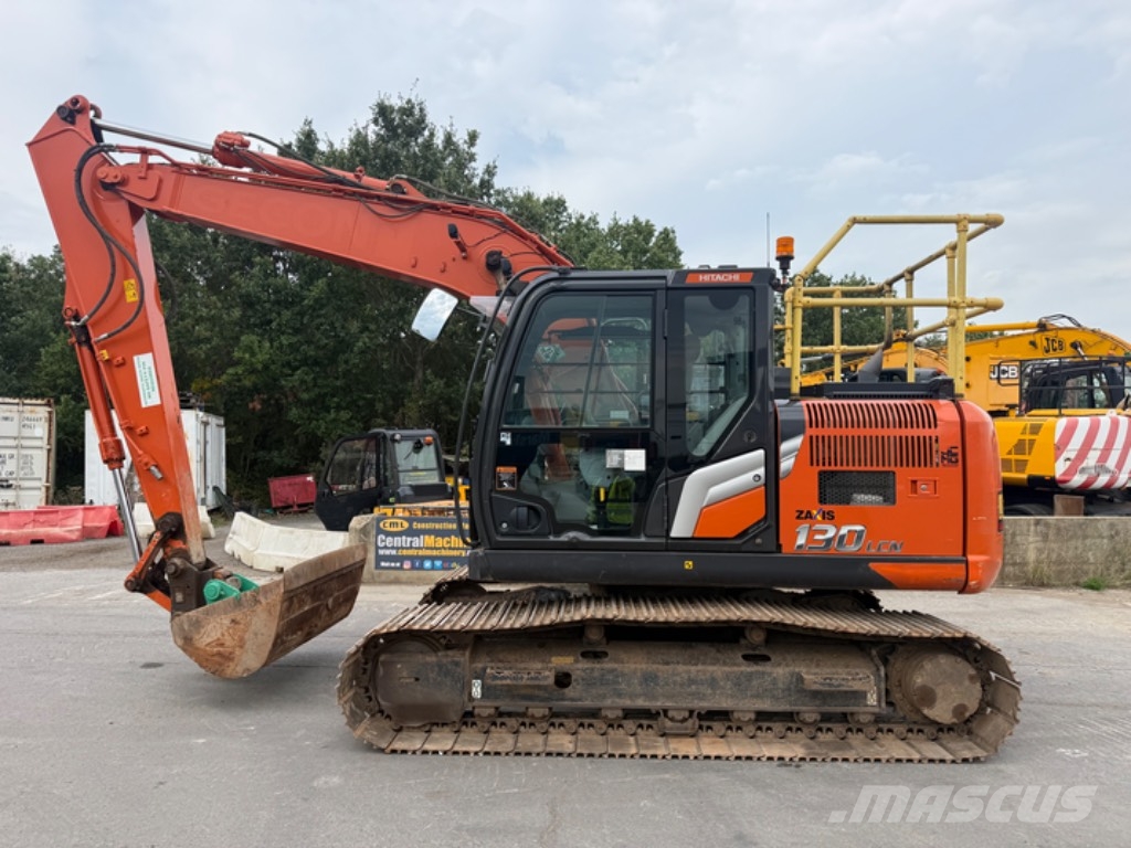 Hitachi ZX130LCN-7 Kāpurķēžu ekskavatori