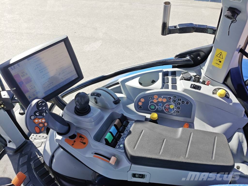 New Holland T 7.270 AC Traktorji
