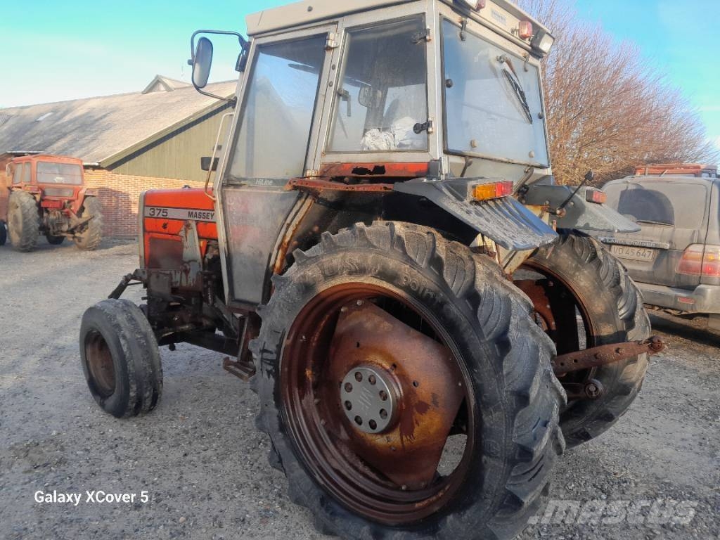 Massey Ferguson 5 pc total 265,590,365,375,362 4WD Traktory
