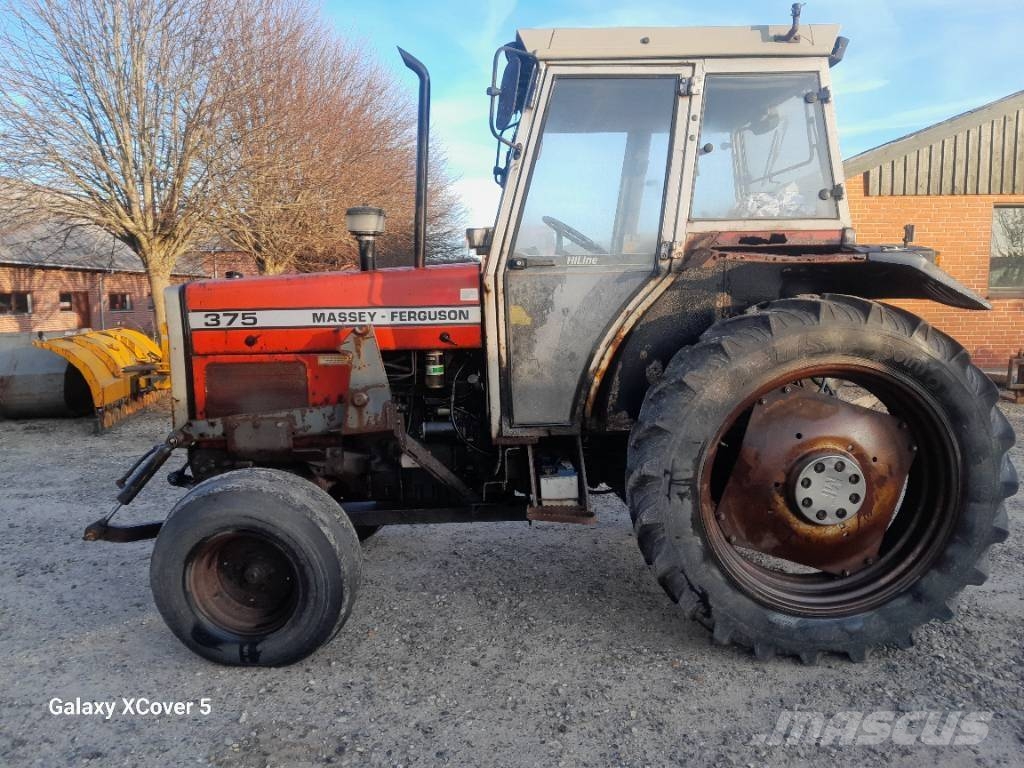 Massey Ferguson 5 pc total 265,590,365,375,362 4WD Traktory