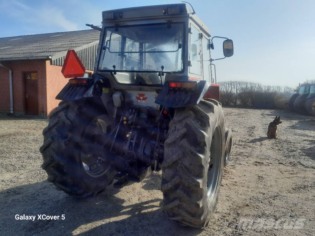 Massey Ferguson 5 pc total 265,590,365,375,362 4WD Traktory