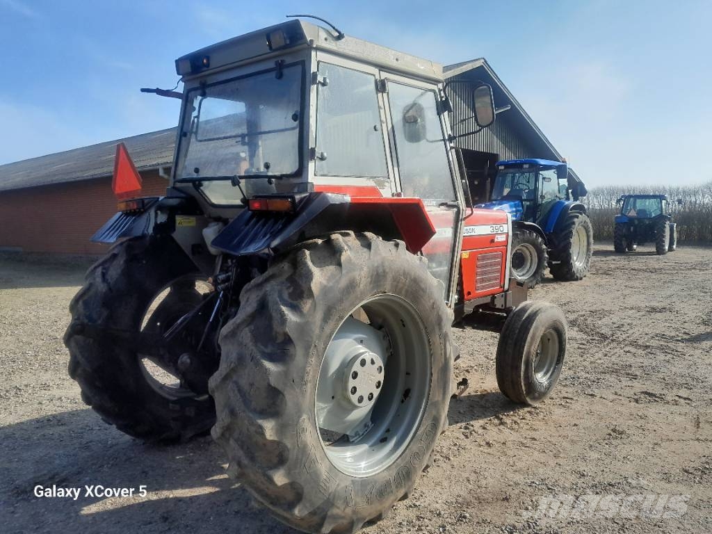 Massey Ferguson 5 pc total 265,590,365,375,362 4WD Traktory