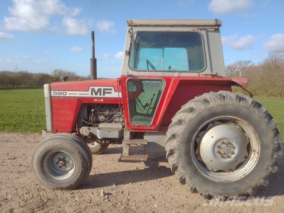 Massey Ferguson 5 pc total 265,590,365,375,362 4WD Traktory