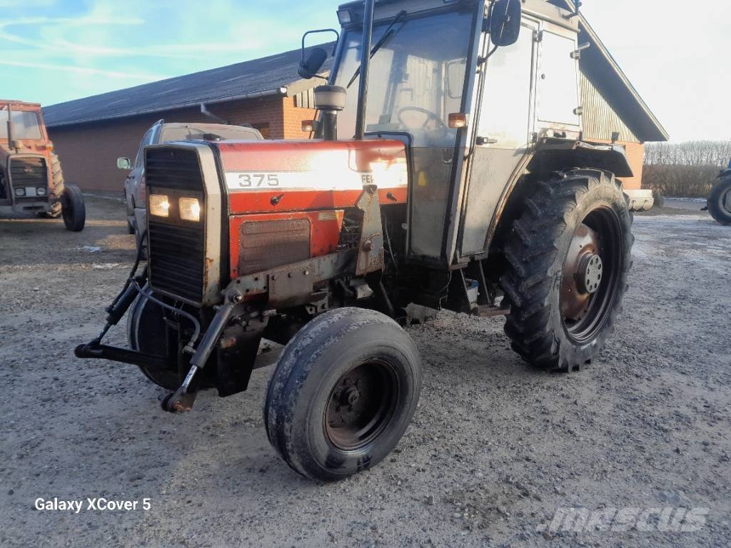 Massey Ferguson 5 pc total 265,590,365,375,362 4WD Traktory