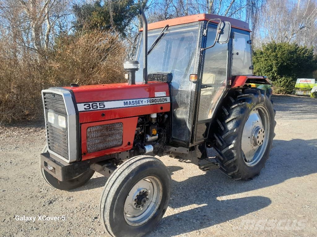 Massey Ferguson 5 pc total 265,590,365,375,362 4WD Traktory