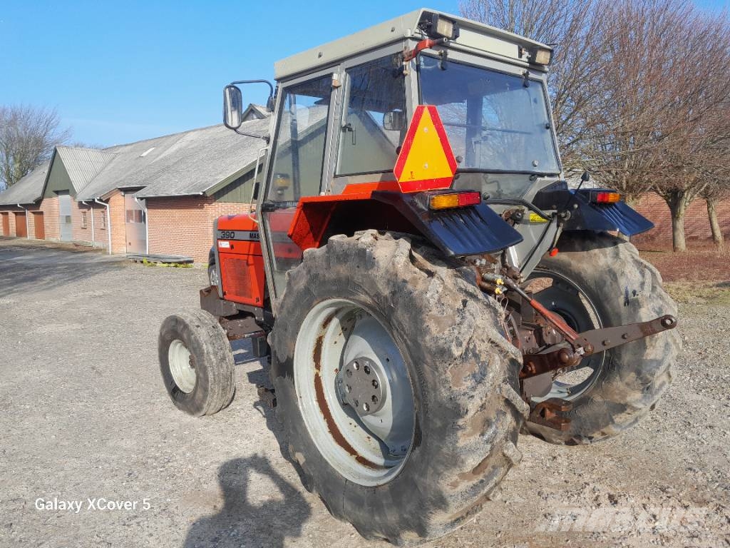 Massey Ferguson 5 pc total 265,590,365,375,362 4WD Traktory