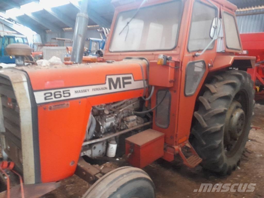 Massey Ferguson 5 pc total 265,590,365,375,362 4WD Traktory