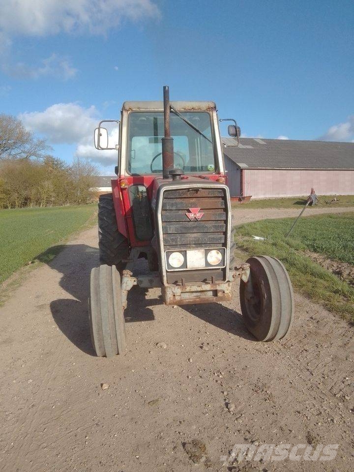 Massey Ferguson 5 pc total 265,590,365,375,362 4WD Traktory