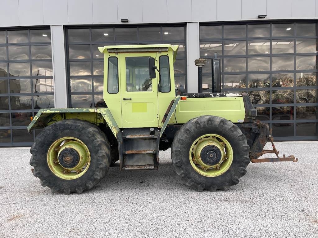 MB Trac 1500 Tractors
